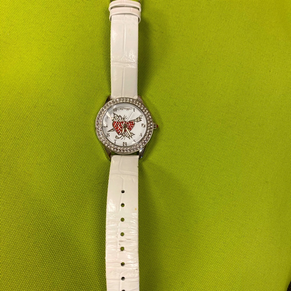 Ed Hardy Watch - Picture 7 of 7